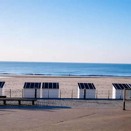 Nieuw Vlakbij Het Met Terras En Privegarage Ostend
